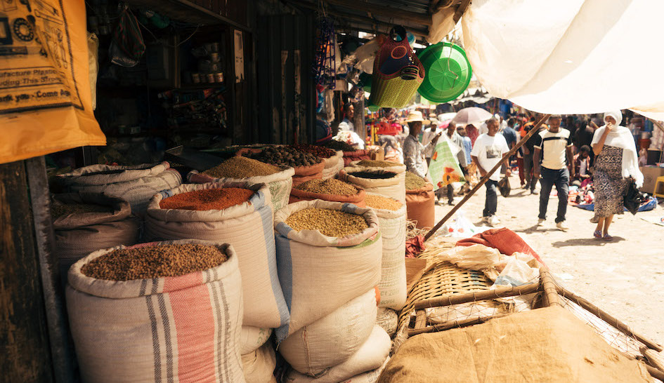 Variety of products at Ethiopian market stall © Welthungerhilfe